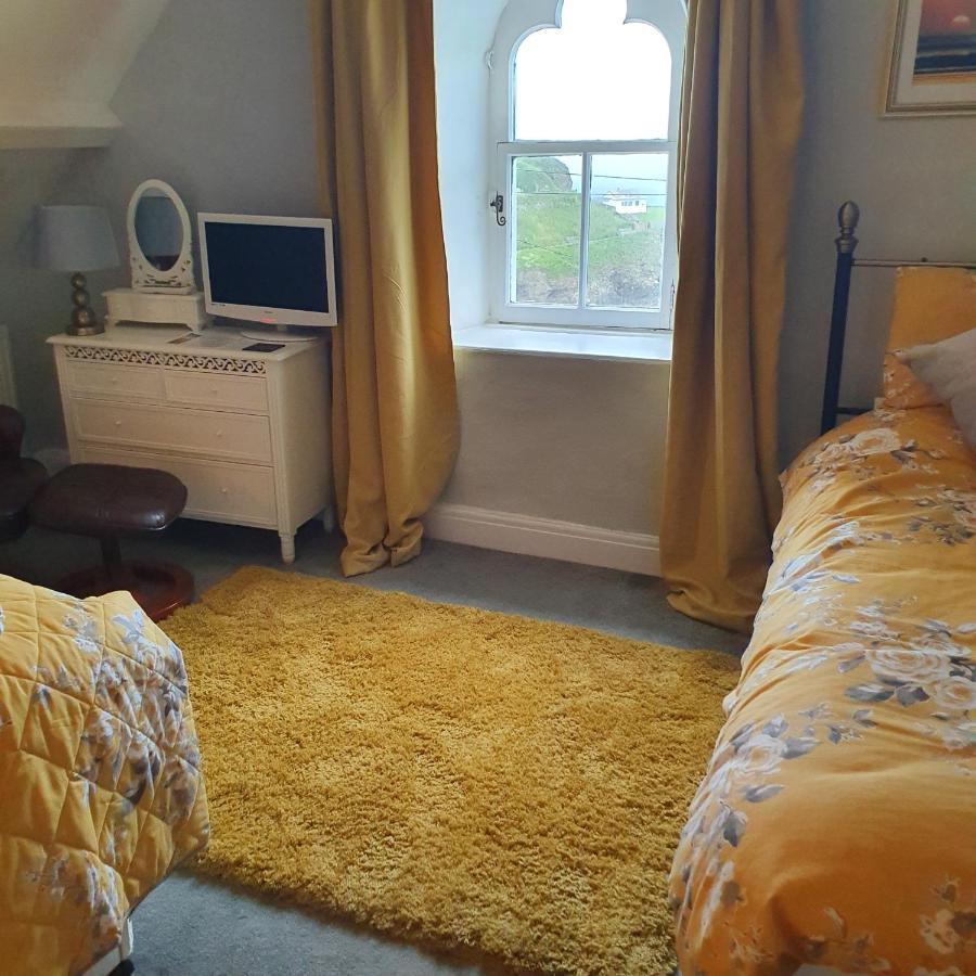 Pendyffryn Manor Bed & Breakfast Little Haven Екстер'єр фото