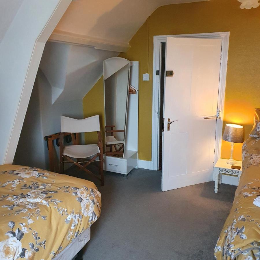 Pendyffryn Manor Bed & Breakfast Little Haven Екстер'єр фото