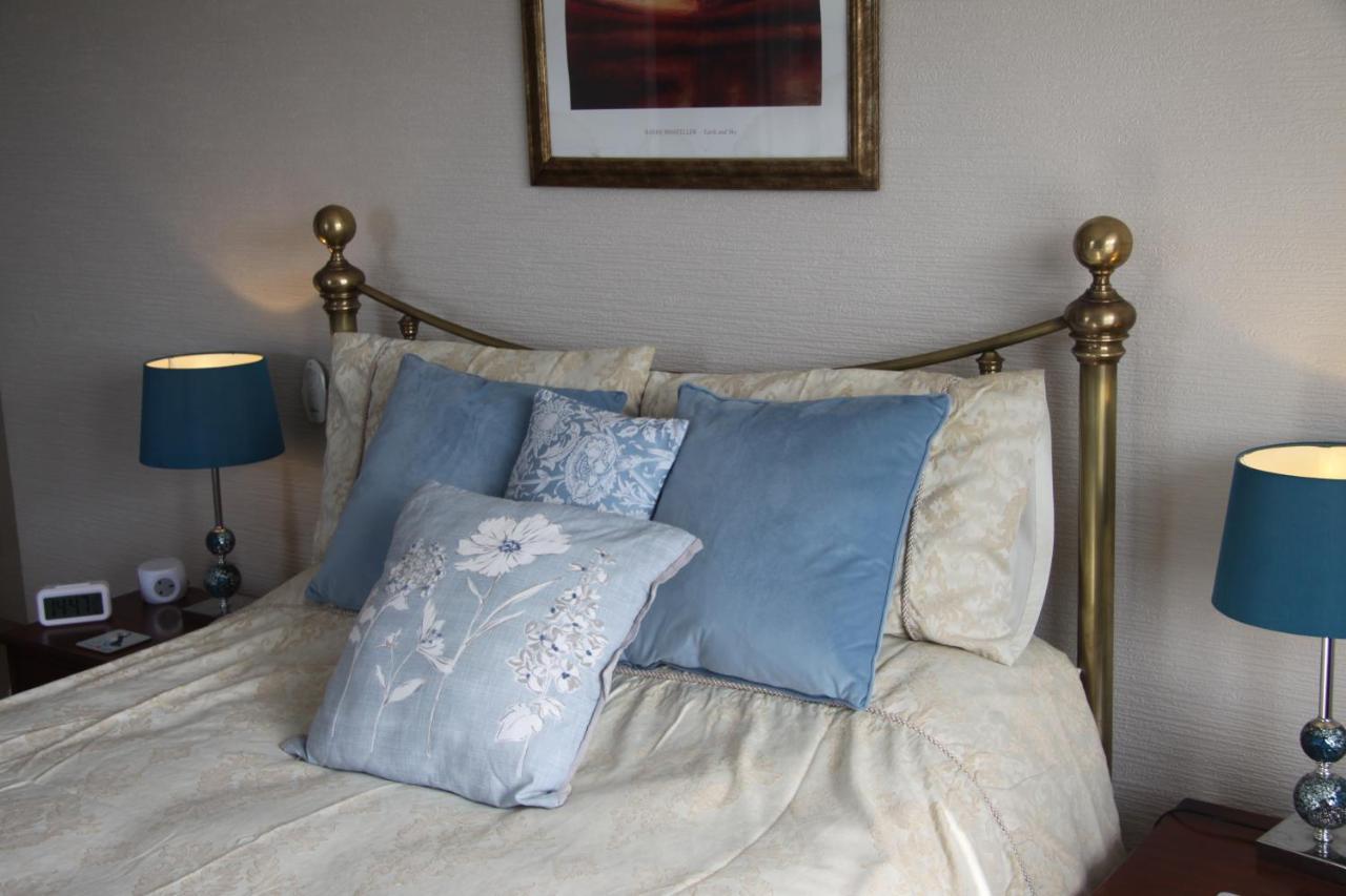Pendyffryn Manor Bed & Breakfast Little Haven Екстер'єр фото